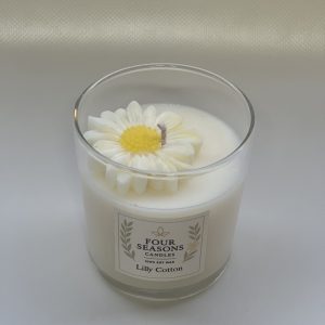 Χειροποίητο αρωματικό κερί σόγιας με μαργαρίτα Lilly Cotton